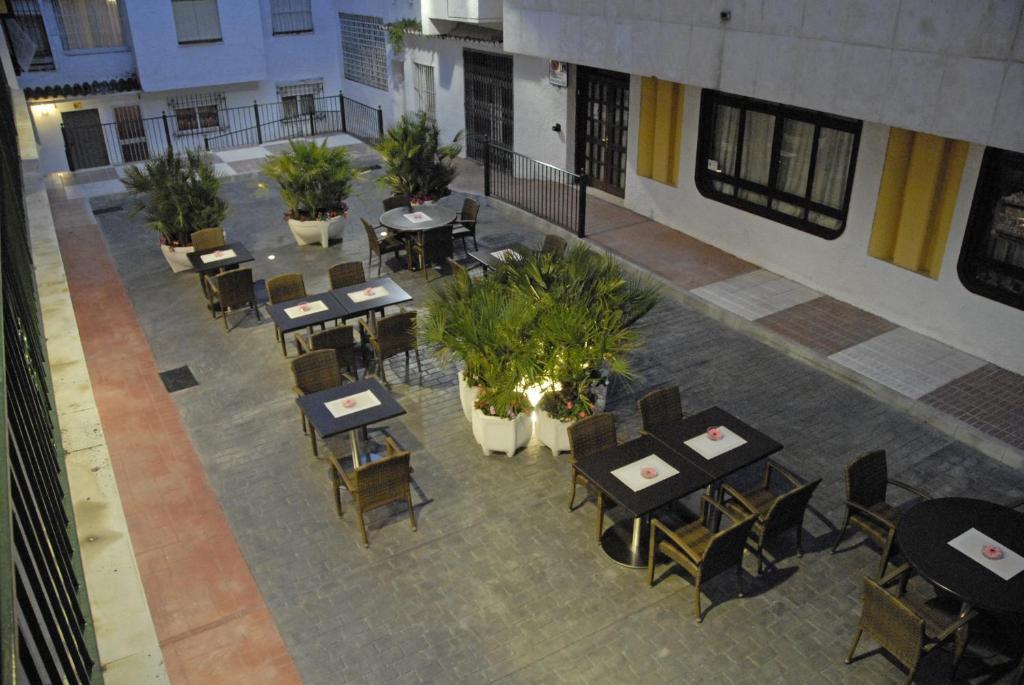 Hostal El Labrador Marbella Bagian luar foto